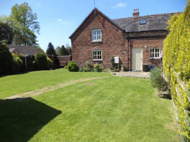 Lapwing Cottage Stoke-on-Trent Экстерьер фото